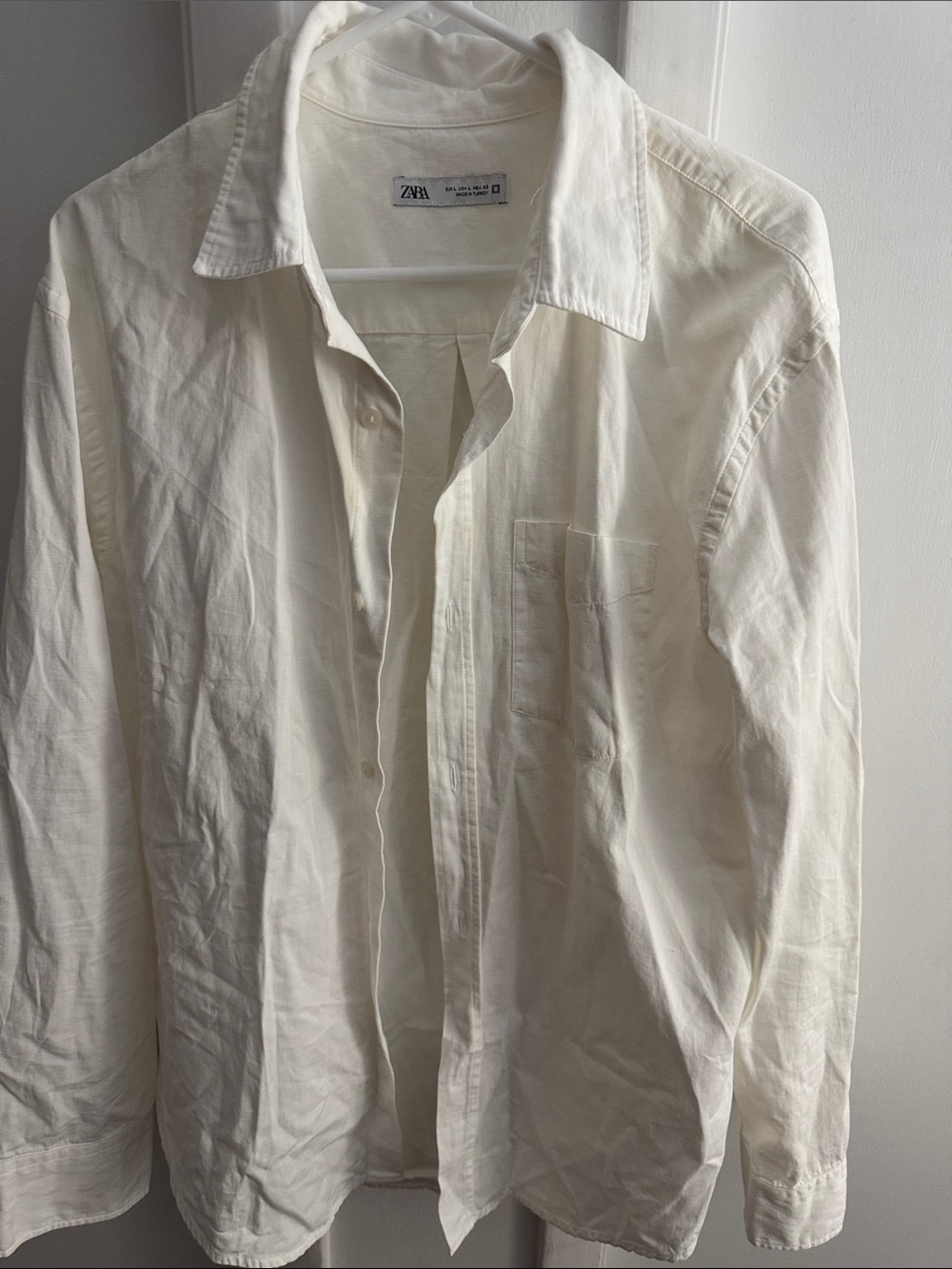 Zara Off-White Long-Sleeve Button-Down Shirt